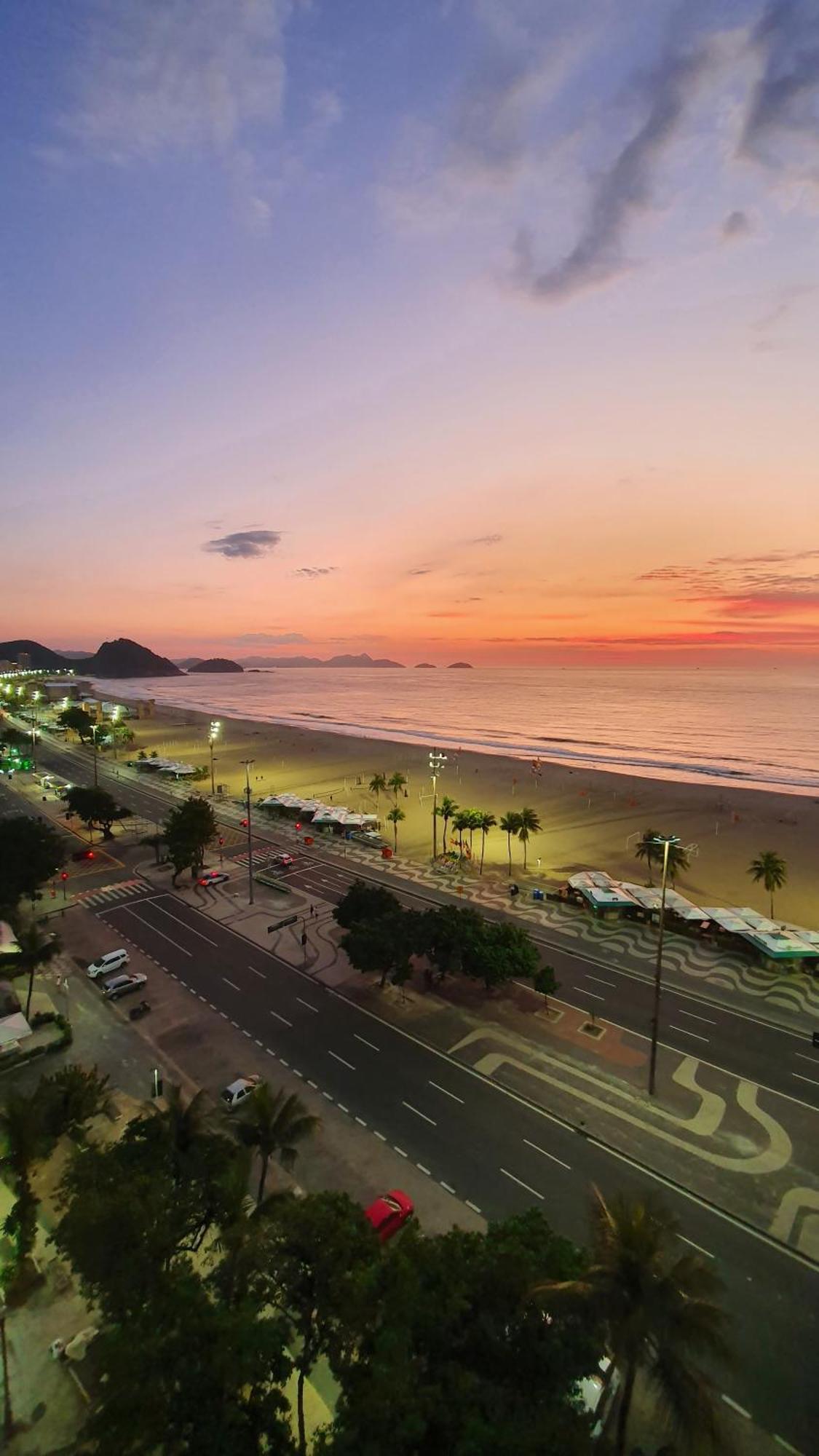 Apartamento Copacabana 4 Quartos Frente Mar Com Vista De 700 Metros Do Palco Show Da Lady Gaga *